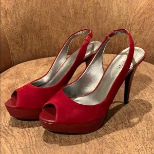 GUESS Red Suede Platform Stilettos 🔥!!